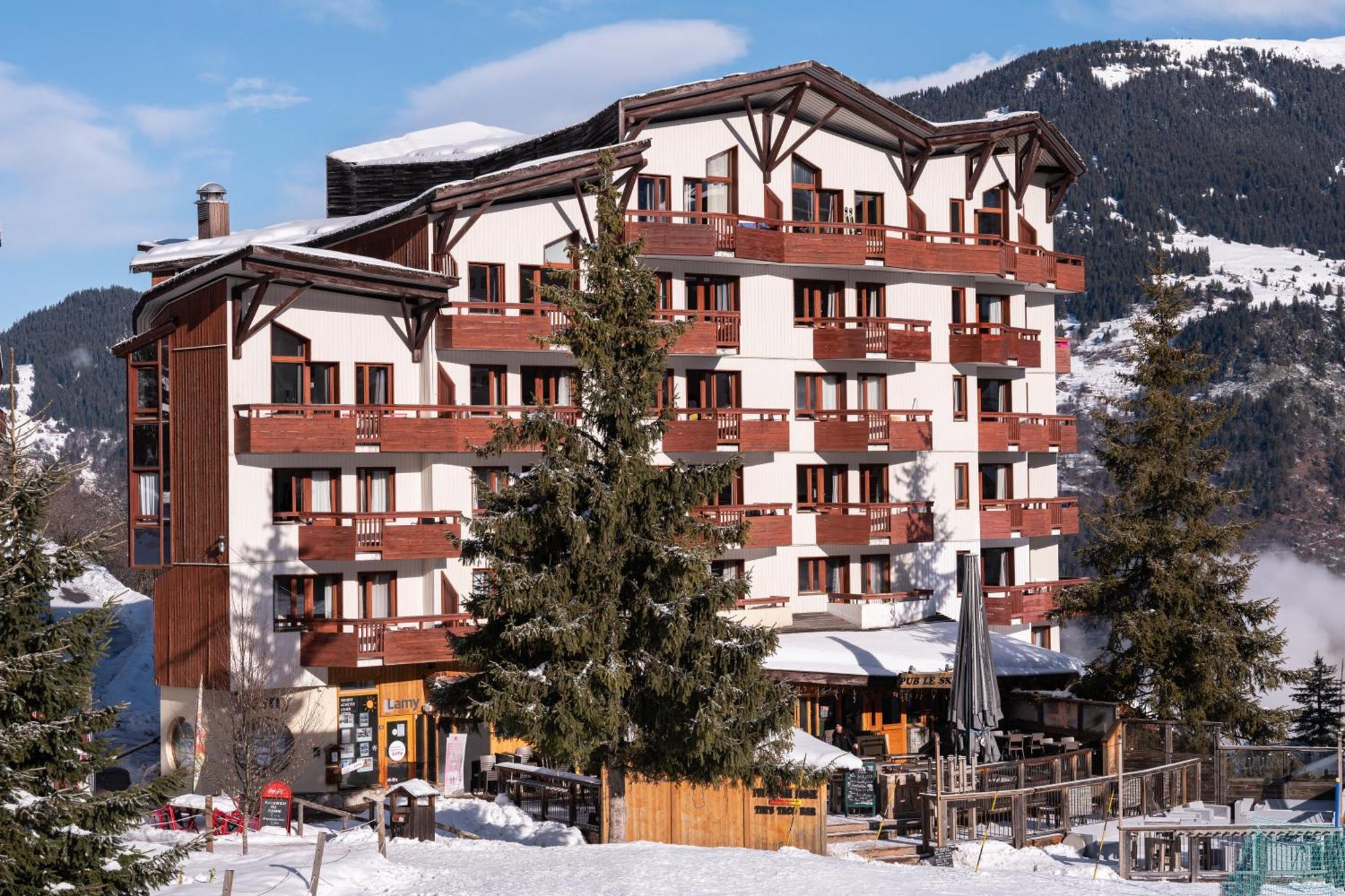 Residence Pierre & Vacances Le Britania La Tania Exterior photo